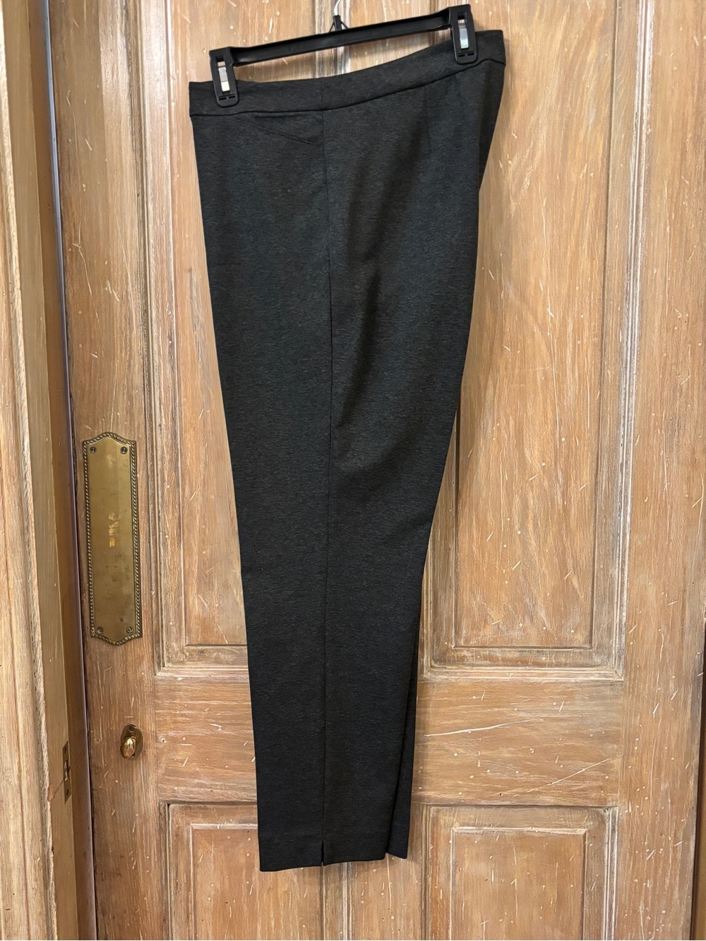 White House Black Market Black Cropped Slim Ankle Pants